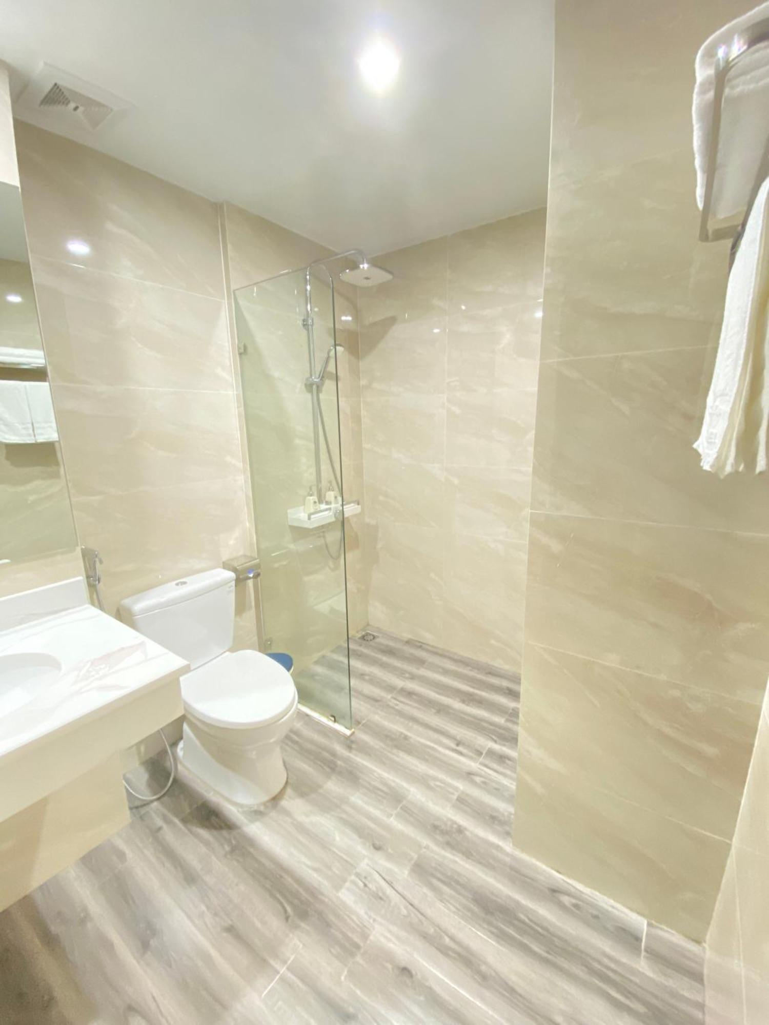 Ha Long Bay Tuan Chau Hotel Ngoại thất bức ảnh